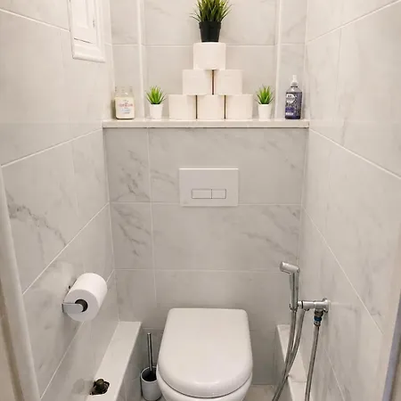 Spacious 56m For 5 Peoples And 5 Min From The Subway Apartment Creteil