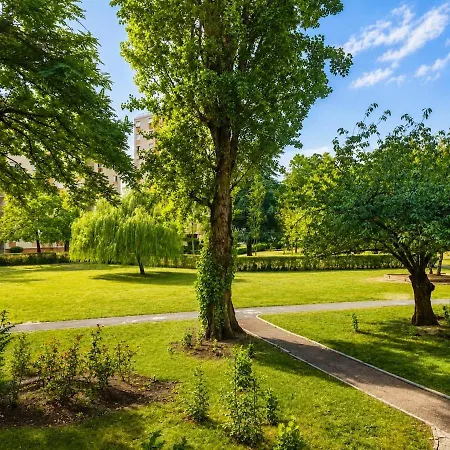 Spacious 56m For 5 Peoples And 5 Min From The Subway Creteil