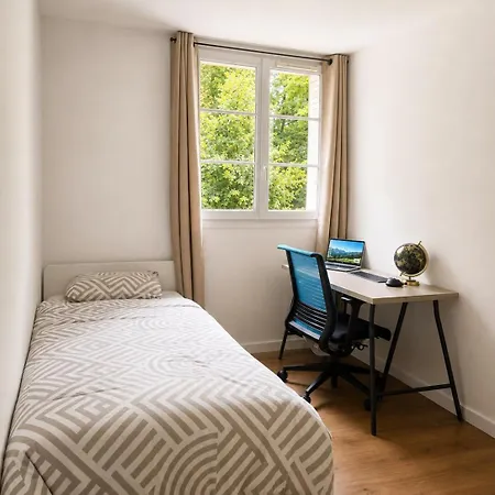Spacious 56m For 5 Peoples And 5 Min From The Subway Apartment *