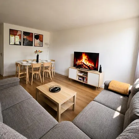 Apartment Spacious 56m For 5 Peoples And 5 Min From The Subway Creteil
